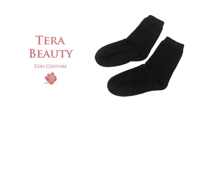 靴下の写真とブランドロゴ